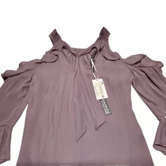 Alice & Trixie Blouse Women's XXS Cold Shoulder With 3/4 Flutter Sleeves NWT - Picture 1 of 14